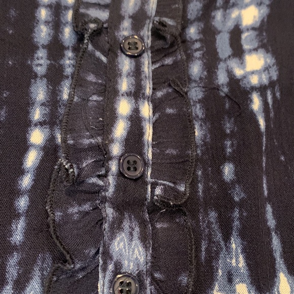 Top - Picture 5 of 8